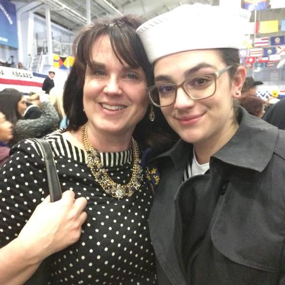 Meet your Posher, Deborah - Picture 1 of 1